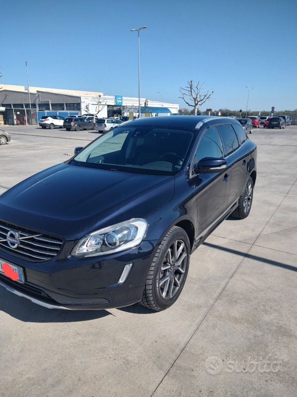 Usata Volvo XC60 Summum 190 CV (139 kW) 2016 Blu SUV