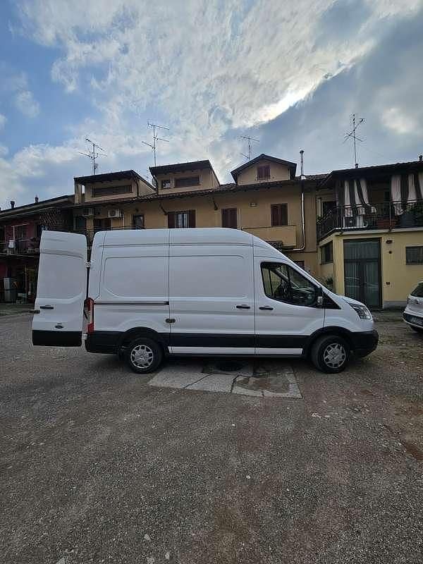 Usata Ford Transit 131 CV (96 kW) 2018 Bianco Furgone