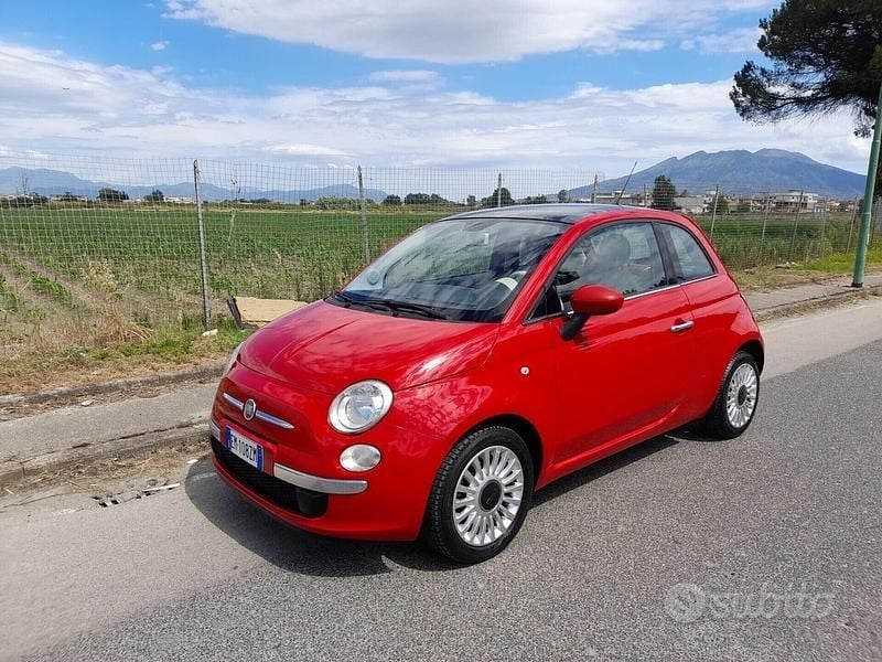 Rosso Usata 2012 Fiat 500 Lounge Tre volumi | 5800 € (Ottimo prezzo) - Immagine 1/4