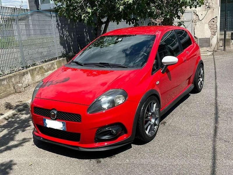 Usata Abarth Grande Punto 155 CV (114 kW) 2009 Rosso Utilitaria