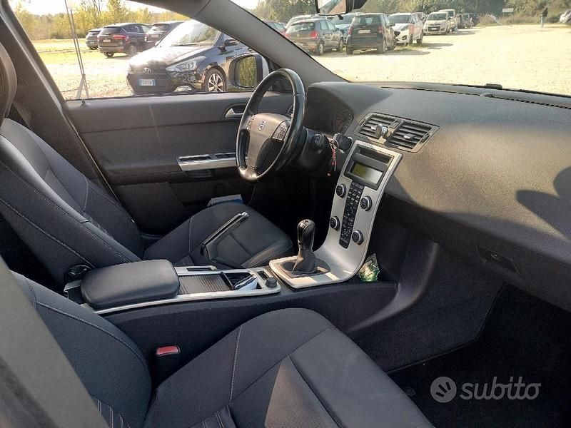 Usata Volvo V50 Plus 114 CV (83 kW) 2012 Bianco Station wagon