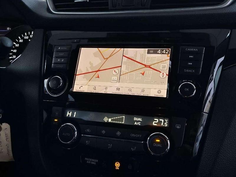 Usata Nissan Qashqai N-Connecta 116 CV (85 kW) 2019 Grigio SUV