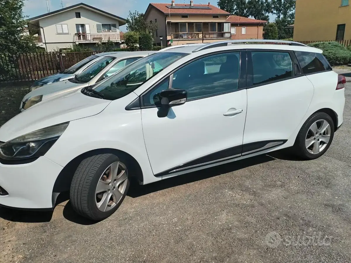 Usata Renault Clio 73 CV (53 kW) 2013 Bianco Station wagon