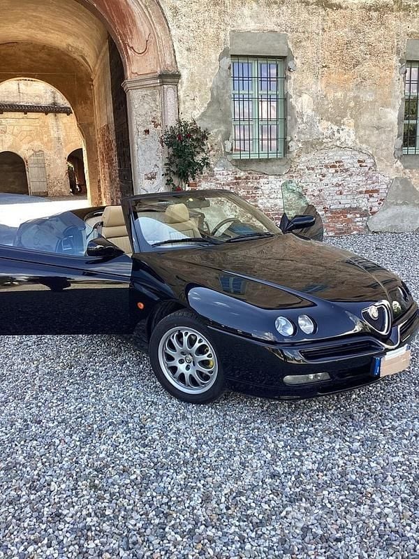 Usata Alfa Romeo Spider 2001 Nero Cabrio