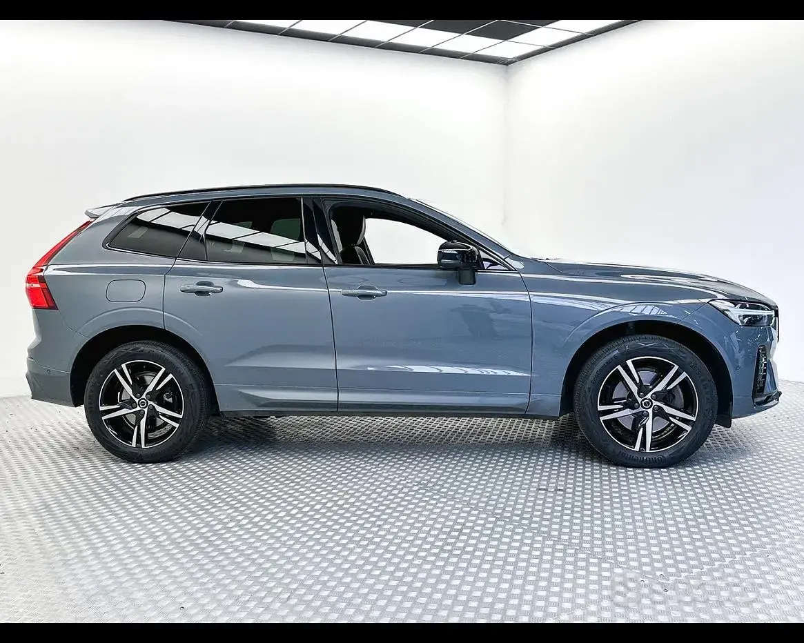 Usata Volvo XC60 Plus 197 CV (144 kW) 2022 Grigio SUV