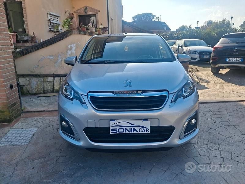Usata Peugeot 108 Allure 72 CV (52 kW) 2019 Grigio Berlina