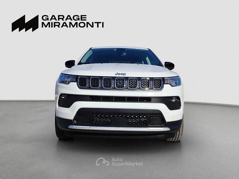 Usata Jeep Compass Altitude 131 CV (96 kW) 2024 Bianco SUV