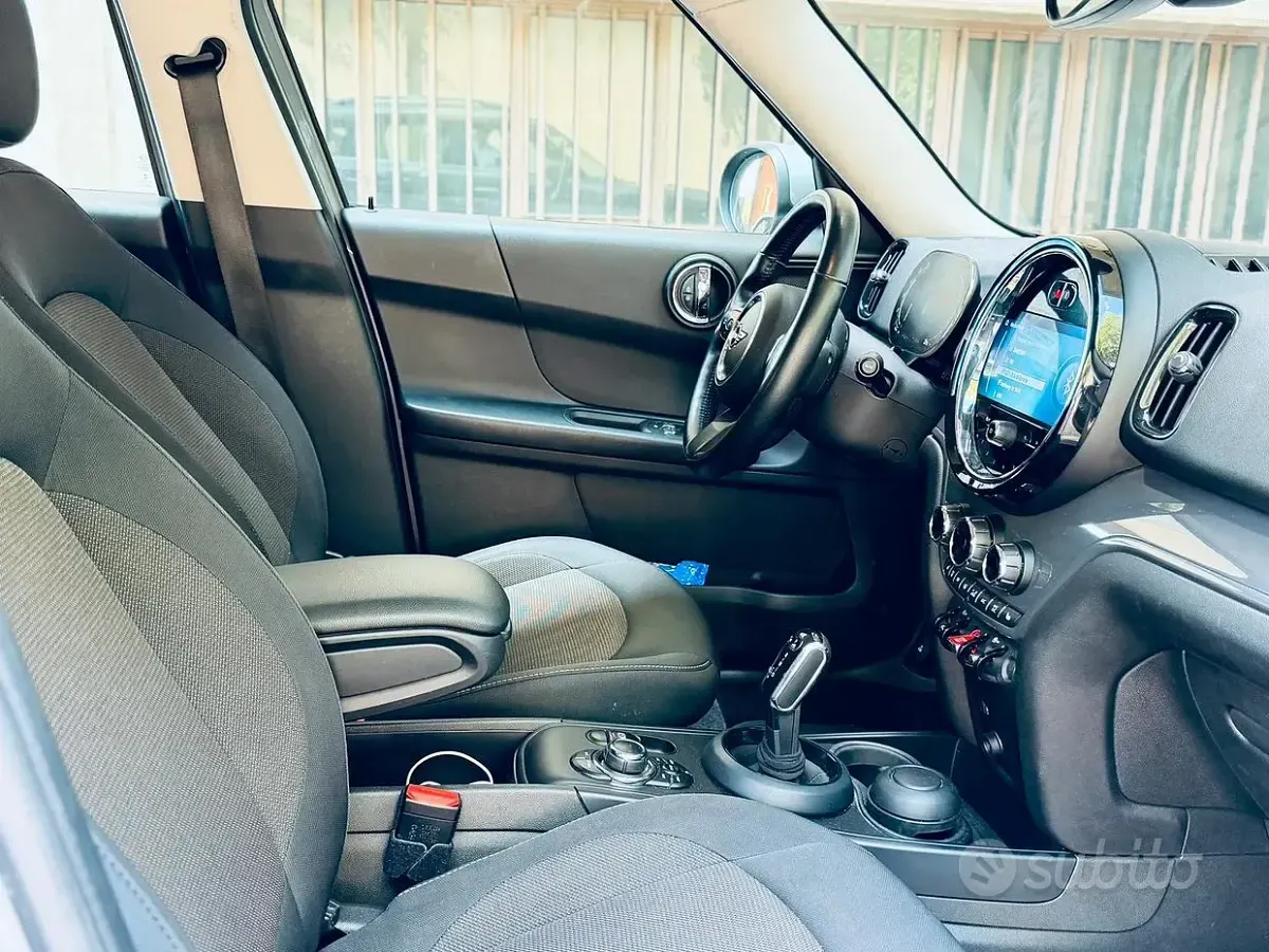 Usata Mini Countryman 150 CV (110 kW) 2022 Grigio SUV