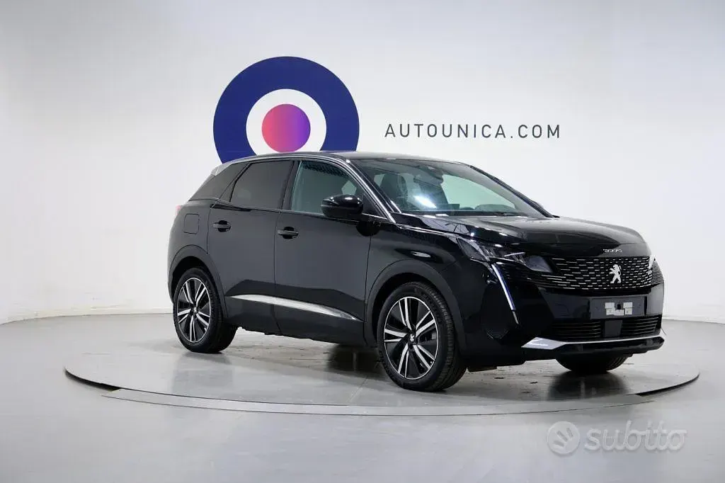 Usata Peugeot 3008 Allure 200 CV (147 kW) 2023 Nero SUV