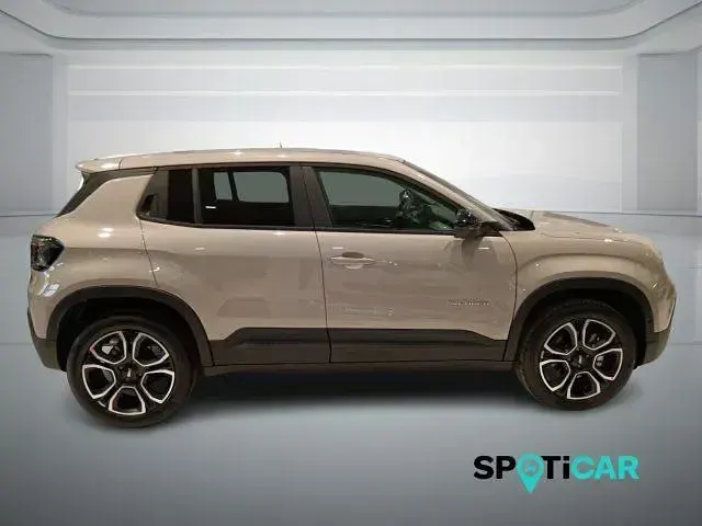 Nuova Jeep Avenger Summit 100 CV (73 kW) 2026 Grigio SUV