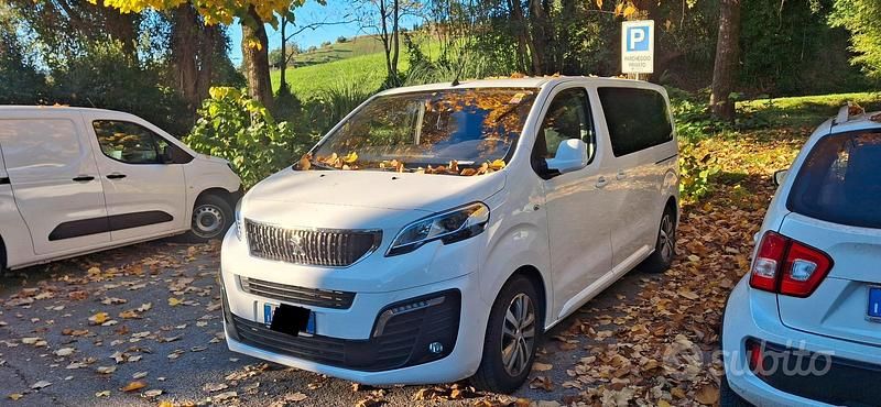 Bianco Usata 2020 Peugeot Traveller Furgone | 25.000 € (Ottimo prezzo) - Immagine 1/4
