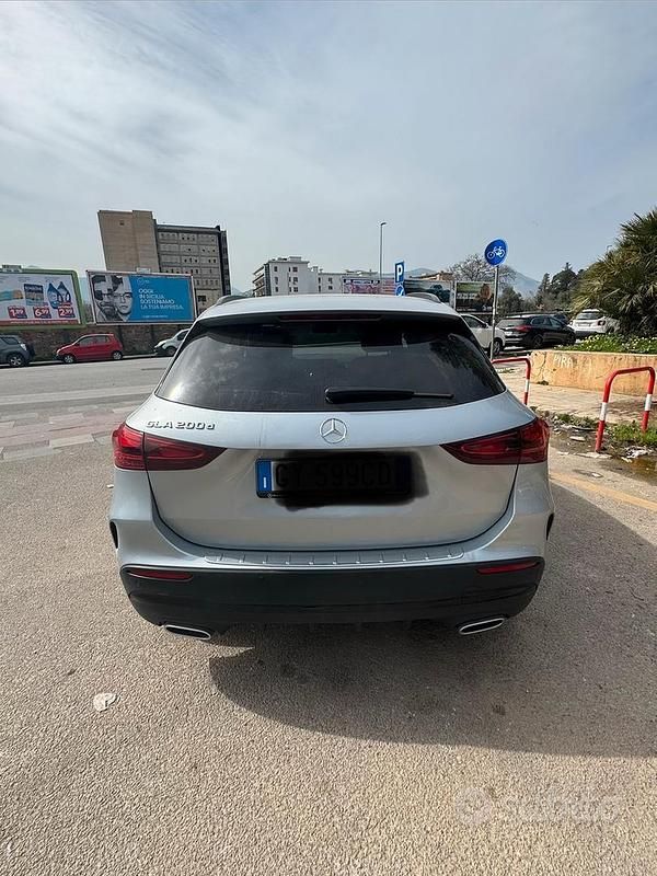 Usata Mercedes GLA200 2025 Grigio SUV
