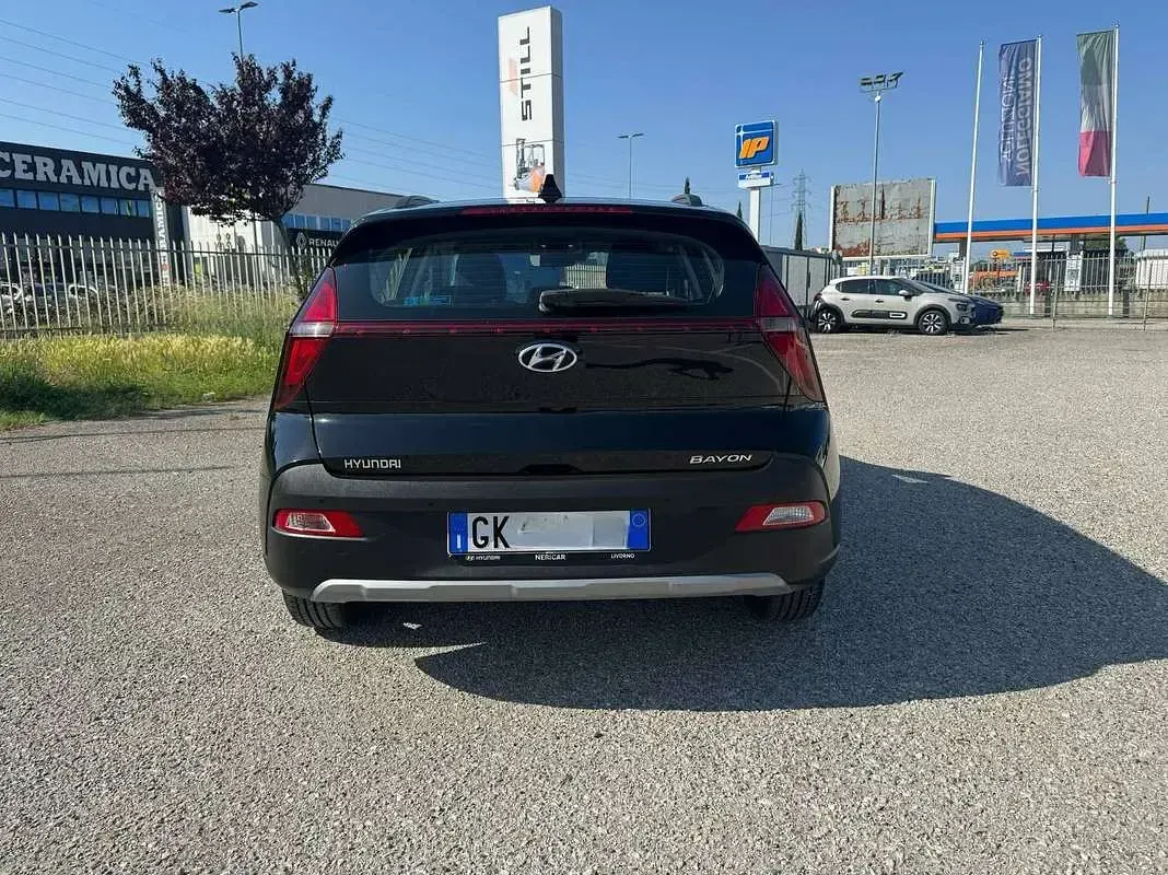 Usata Hyundai Bayon 84 CV (61 kW) 2022 Nero SUV