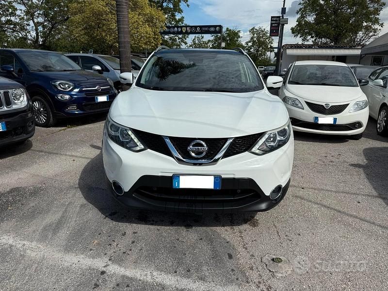 Bianco Usata 2017 Nissan Qashqai N-Connecta SUV | 9999 € (Ottimo prezzo) - Immagine 1/4