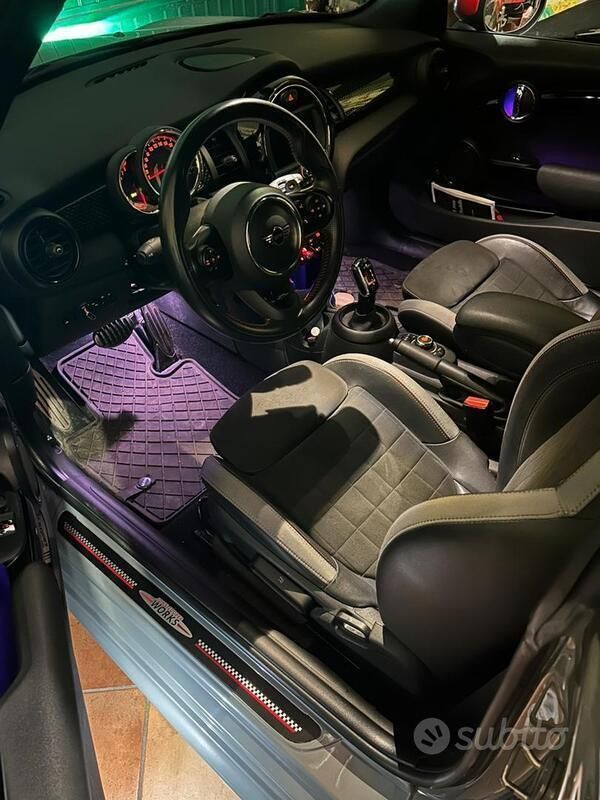 Usata Mini John Cooper Works 231 CV (169 kW) 2020 Grigio Utilitaria