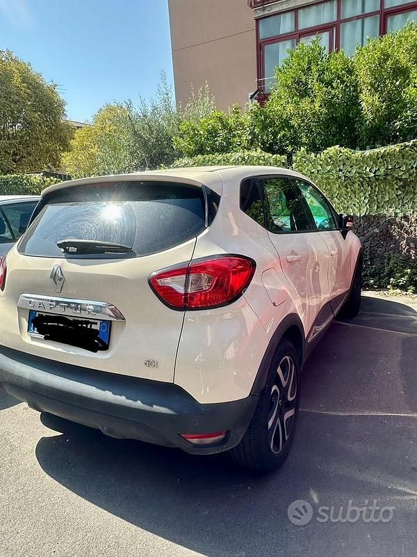 Usata Renault Captur 90 CV (66 kW) 2013 SUV