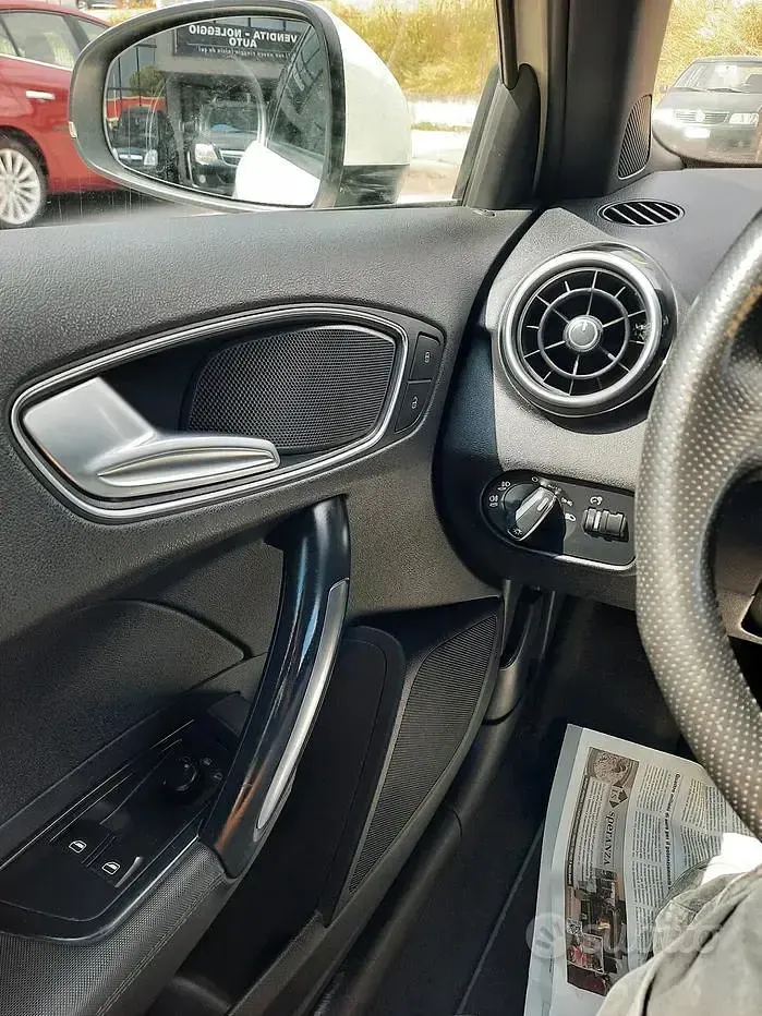 Usata Audi A1 Ambition 185 CV (136 kW) 2011 Bianco Utilitaria
