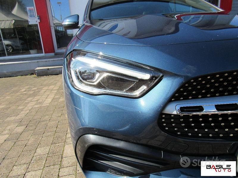 Usata Mercedes GLA200 AMG 150 CV (110 kW) 2021 Blu SUV