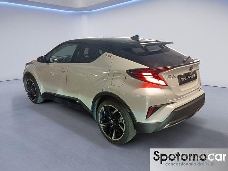 Usata Toyota C-HR Sport 122 CV (89 kW) 2022 Bianco SUV