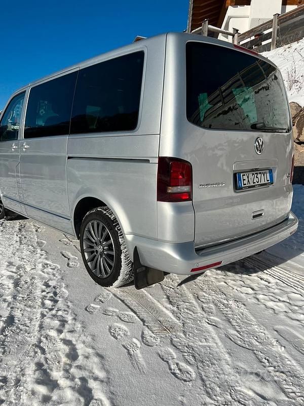 Usata VW Multivan Business 180 CV (132 kW) 2014 Grigio Furgone
