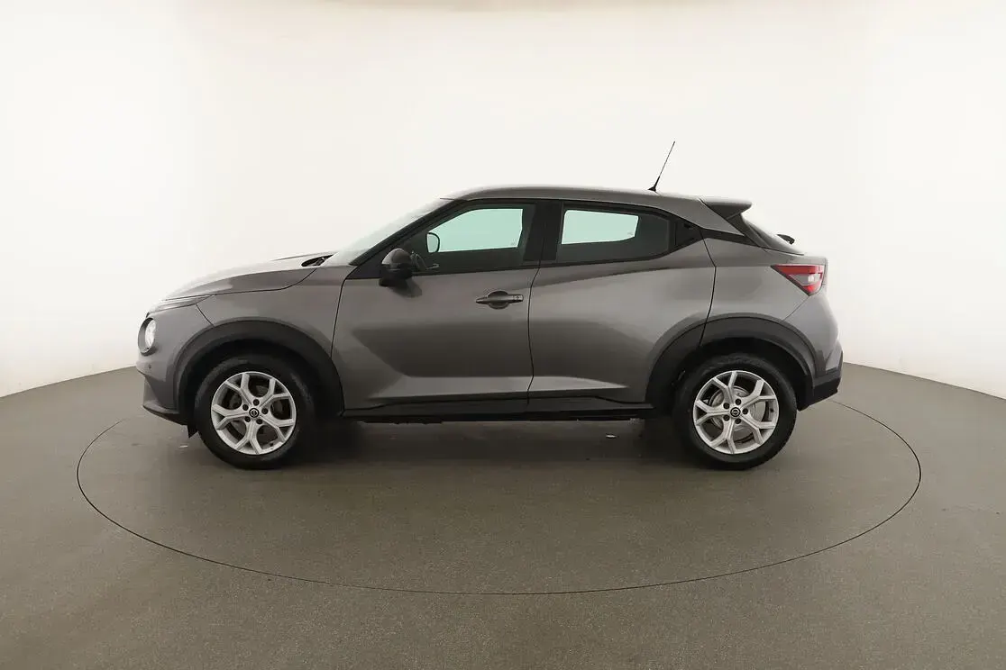Usata Nissan Juke Acenta 117 CV (86 kW) 2020 Grigio SUV