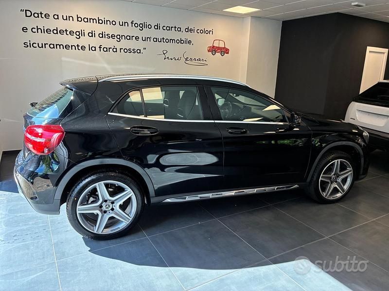 Usata Mercedes GLA200 Premium 136 CV (100 kW) 2019 Nero SUV