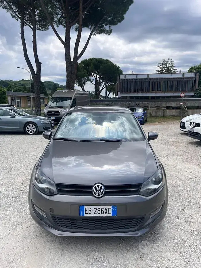 Usata VW Polo 75 CV (55 kW) 2010 Grigio Utilitaria