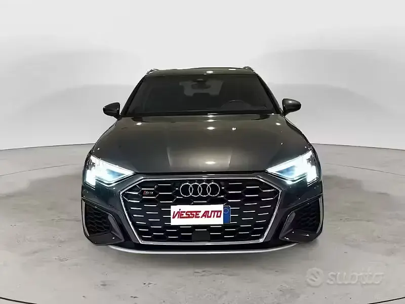 Usata Audi A3 310 CV (228 kW) 2022 Grigio Berlina
