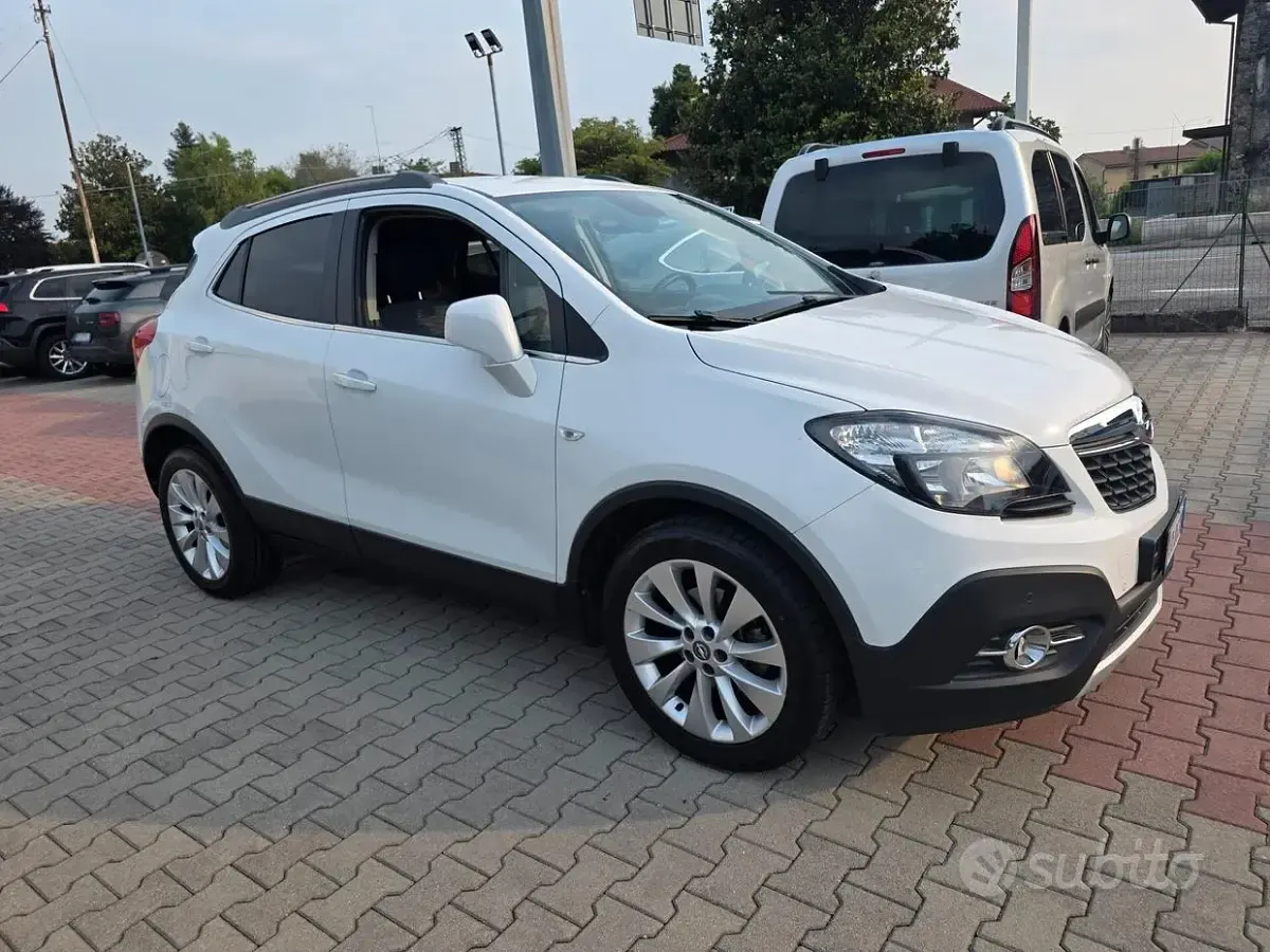 Usata Opel Mokka Cosmo 140 CV (102 kW) 2015 Bianco SUV