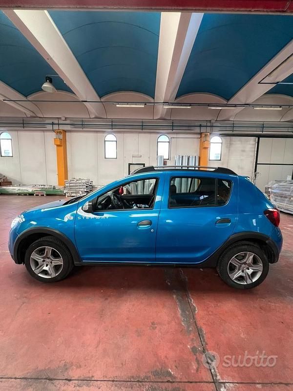 Usata Dacia Sandero Stepway 2018 Blu Utilitaria