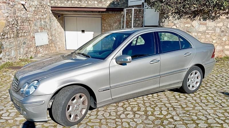 Usata Mercedes C220 Elegance 2006 Berlina