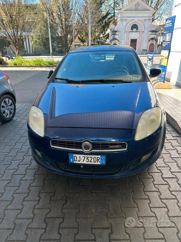 Usata 2007 Fiat Bravo Due volumi | 950 € (Super prezzo) - Immagine 1/4