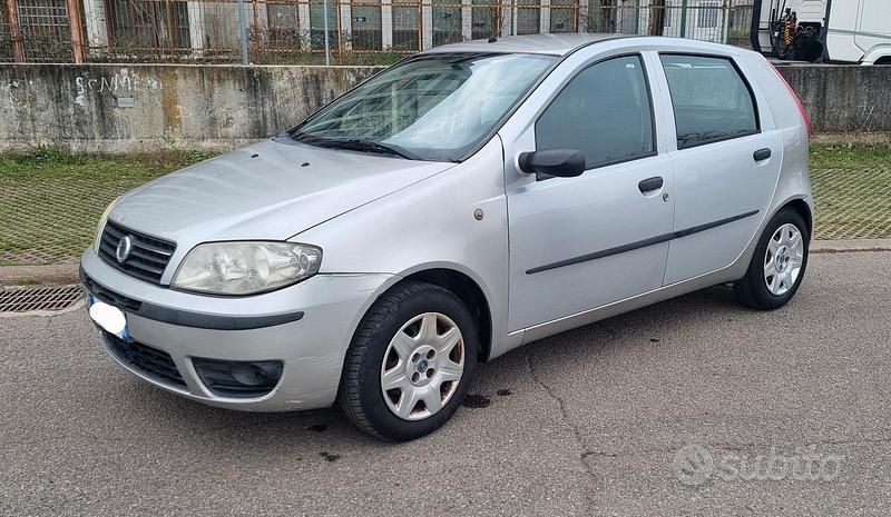 Usata Fiat Punto 2002 Utilitaria