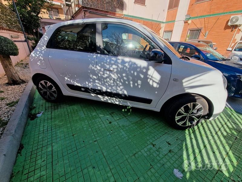 Usata Renault Twingo Intens 65 CV (47 kW) 2020 Bianco Utilitaria