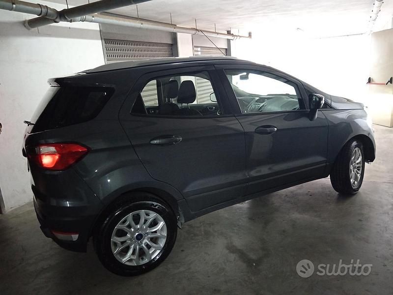 Usata Ford Ecosport Sport 95 CV (69 kW) 2017 Grigio SUV
