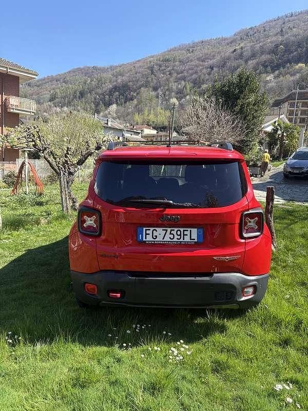 Usata Jeep Renegade Trailhawk 170 CV (125 kW) 2016 SUV