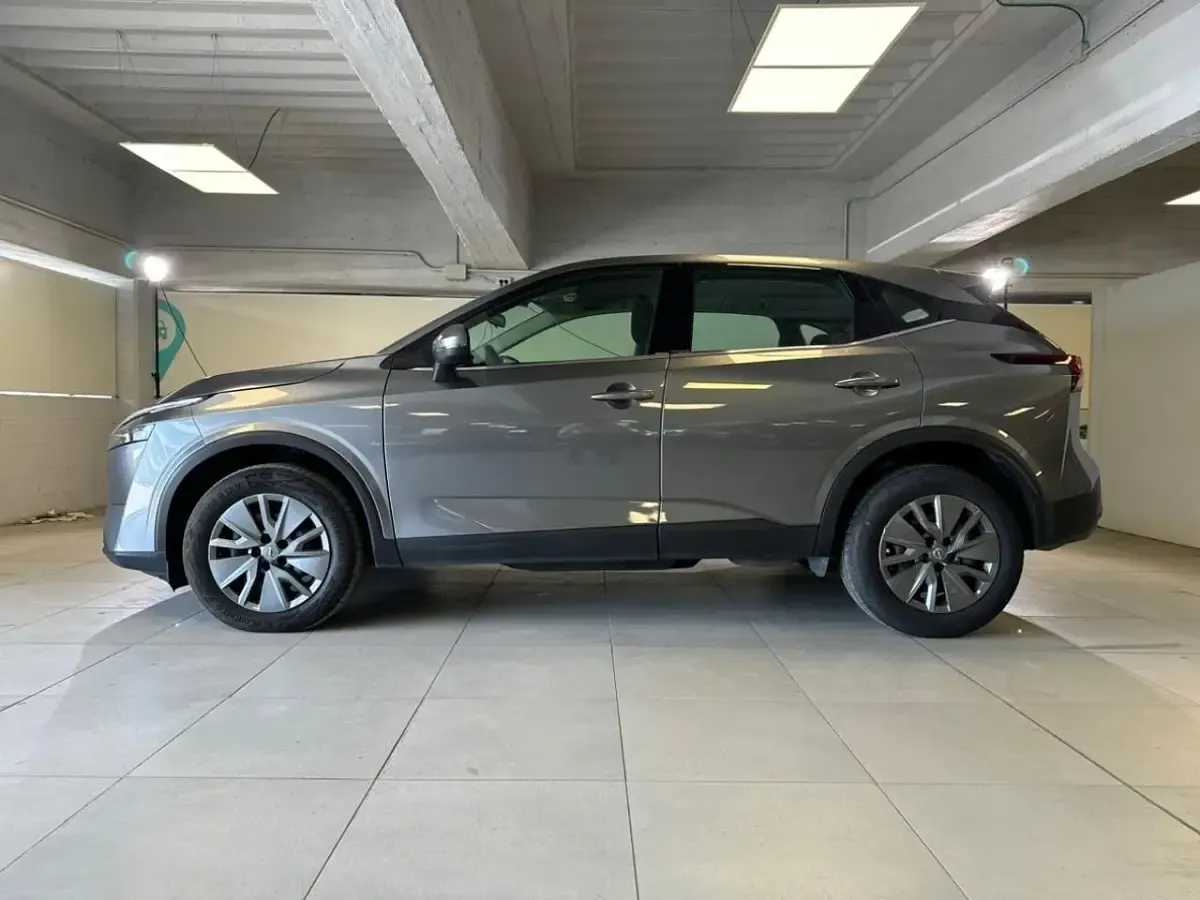 Usata Nissan Qashqai Visia 140 CV (102 kW) 2023 Grigio SUV