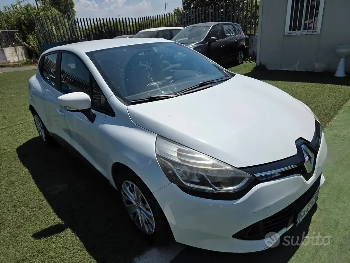 Usata Renault Clio IV 75 CV (55 kW) 2016 Bianco Berlina