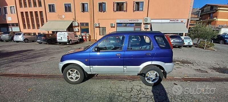 Usata Daihatsu Terios 85 CV (62 kW) 2001 SUV