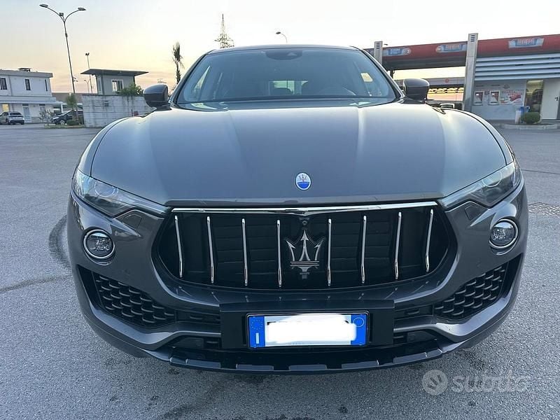 Grigio Usata 2017 Maserati 430 Station wagon | 26.500 € - Immagine 1/4