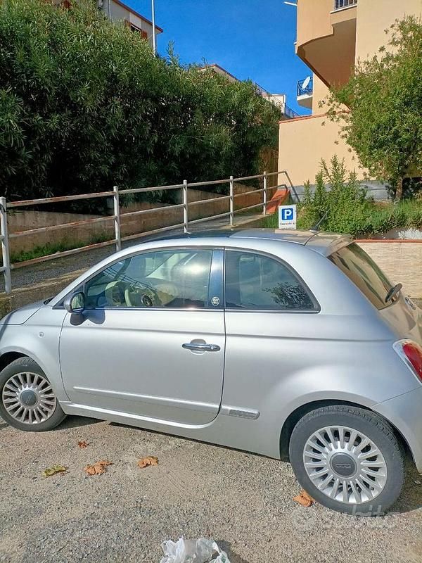 Begagnad Fiat 500 105 HK (77 kW) 2011 Grå Halvkombi
