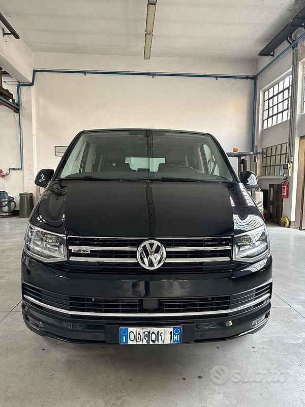 Usata VW T6 Generation Six 204 CV (150 kW) 2015 Nero Furgone
