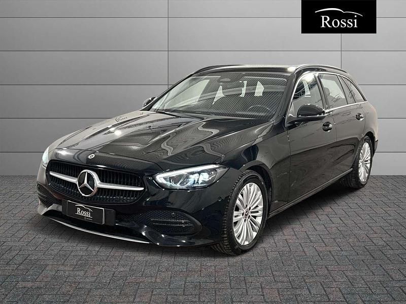 Usata Mercedes C200 163 CV (119 kW) 2022 Nero Station wagon