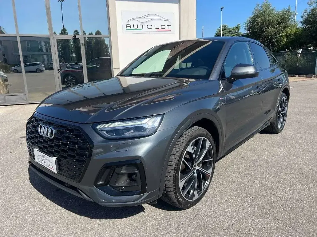 Usata Audi Q5 Sportback S-line plus 204 CV (150 kW) 2022 Grigio SUV