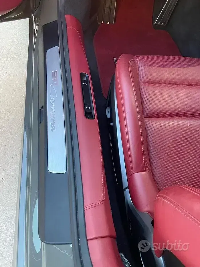 Usata Porsche 992 385 CV (283 kW) 2020 Verde Coupé