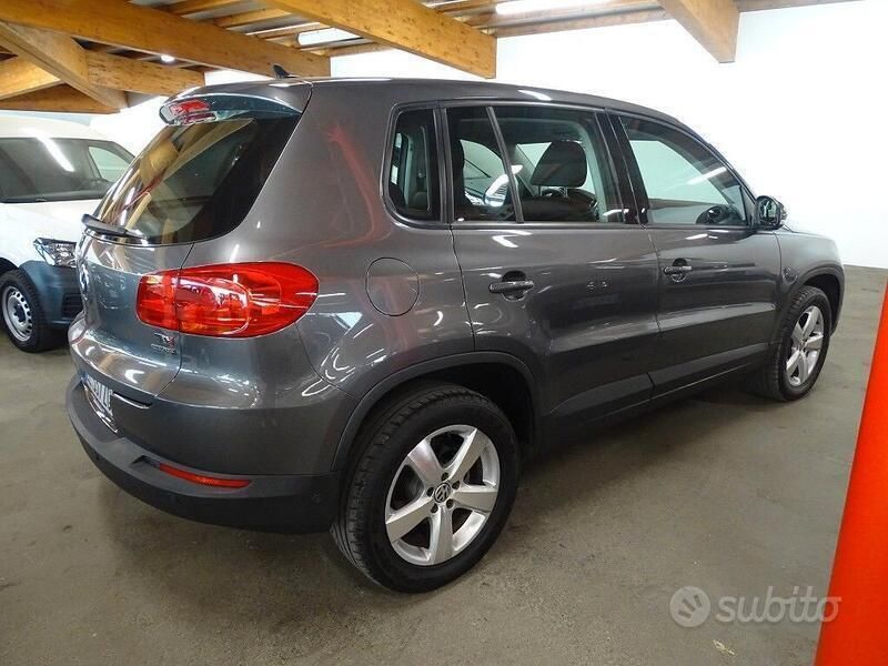 Usata VW Tiguan 110 CV (80 kW) 2012 Grigio SUV