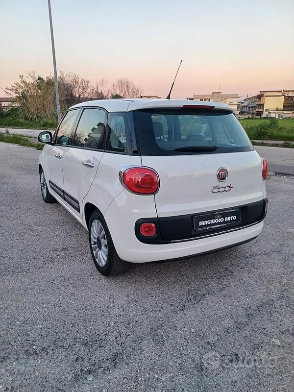 Usata Fiat 500L Business 95 CV (69 kW) 2017 Bianco Monovolume