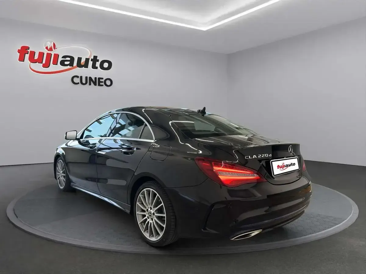 Usata Mercedes CLA220 Premium 177 CV (130 kW) 2018 Nero Coupé
