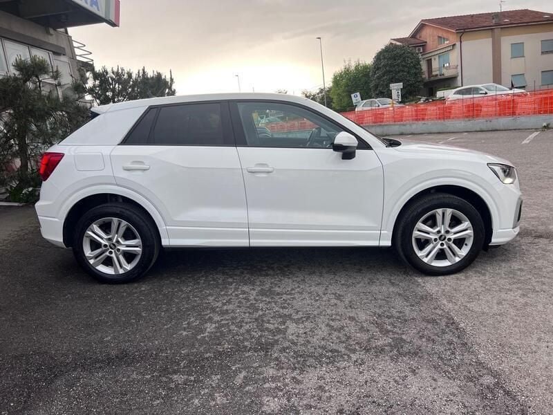Usata Audi Q2 Admired 150 CV (110 kW) 2021 Bianco SUV