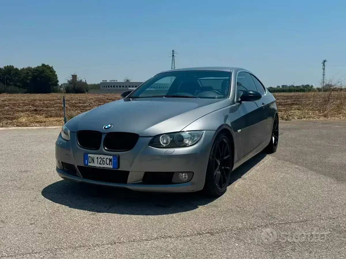 Usata BMW 325 Cabriolet 197 CV (144 kW) 2008 Cabrio